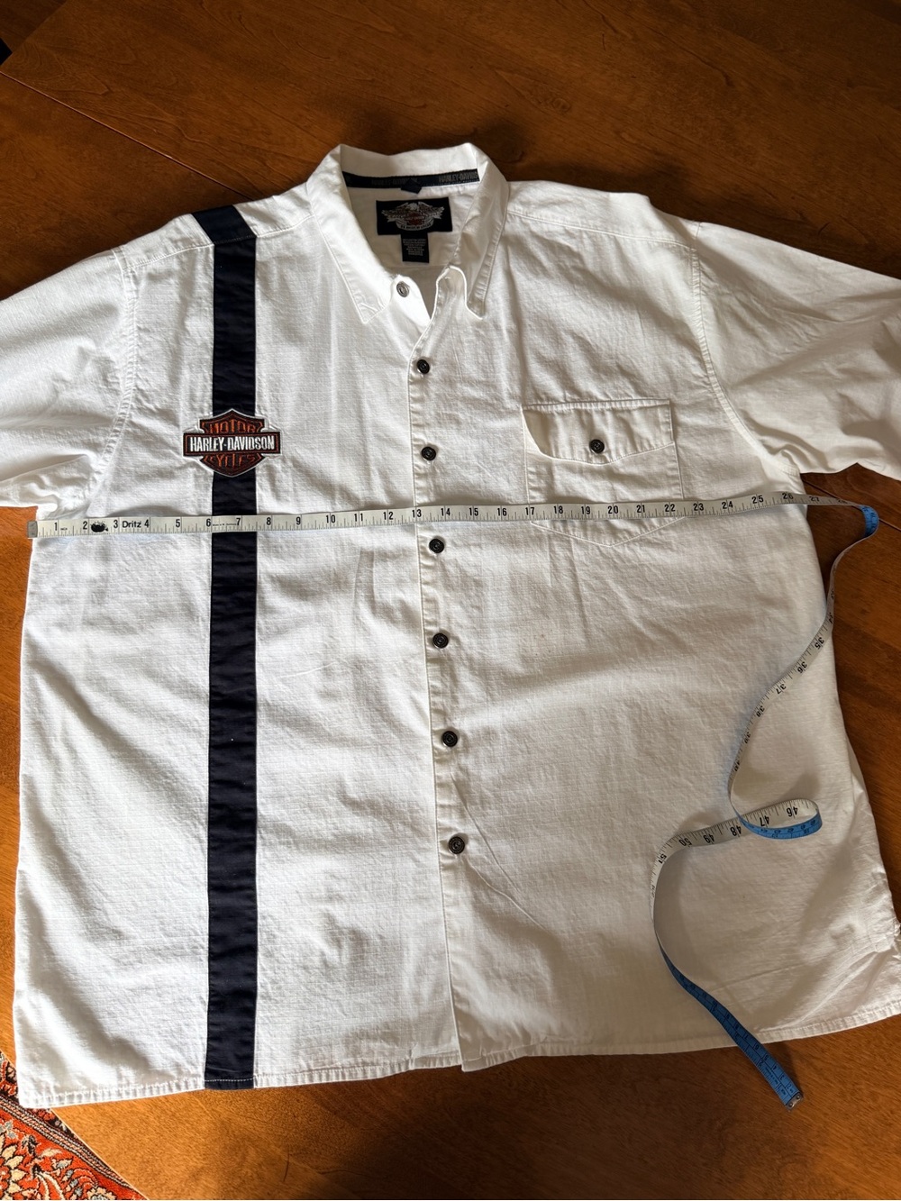 Harley-Davidson Men's White Short-Sleeve Button-Up Shirt with Black Stripe - Picture 7 of 8